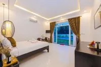 Hoi An Sunny Pool Villa Hotell i Cẩm Nam