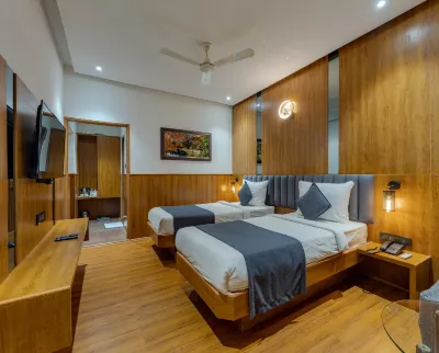 Hotel Surya Executive 3 Star Hotel Hotels near Dr.VMGMC Playground