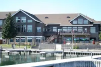 Kwataqnuk Resort & Casino - parking