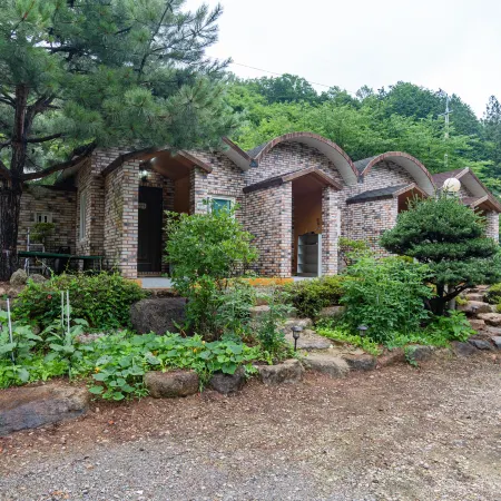 Gwangyang Sukhee's Hwangto Pension