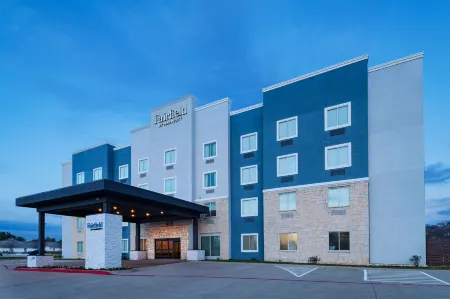 Fairfield Inn & Suites Hillsboro