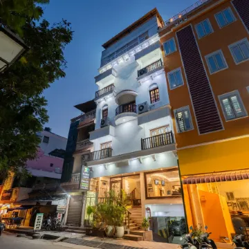 Treebo Grace Inn, 3 Min Walk from Promenade Beach