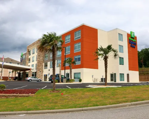 Holiday Inn Express & Suites ALABASTER by IHG Hotels in Alabaster