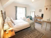 Rock Moor House B&B Hôtels à : Newton-by-the-Sea