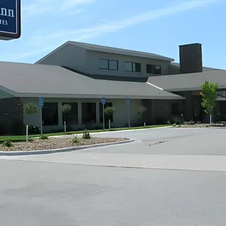 AmericInn by Wyndham Thief River Falls
