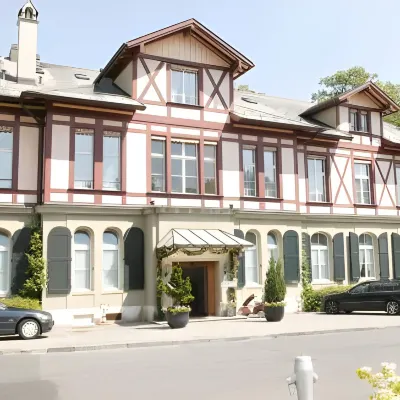 Unique Hotel Innere Enge Отели рядом с достопримечательностью «Тюремная башня (Кафигтурм)»