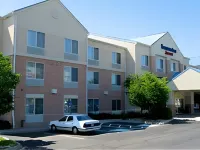 Fairfield Inn & Suites Denver Tech Center/South فنادق في Highlands Ranch