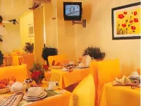 Hotel Victor Hugo Hotel di Clamart