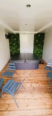 Gîte du moulin brochat avec espace jacuzzi commun