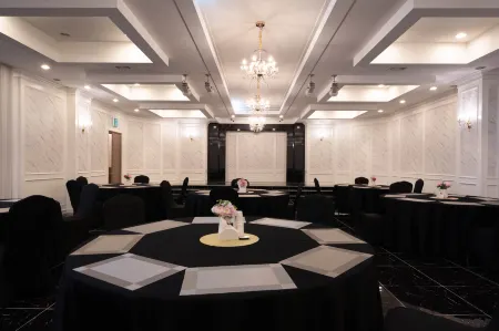 Dangjin Tourist Hotel Отели в г. Танджин