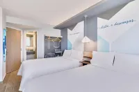 One Acapulco Costera Hotels in Acapulco