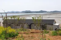 Muan Paradise Pension