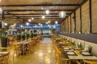 Crystal Springs Beach Hotel - breakfast