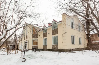 Ulitsa Belyakova 1a Private House Отели в г. Лианозово