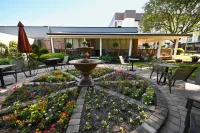 Holiday Inn CLEVELAND-MAYFIELD by IHG