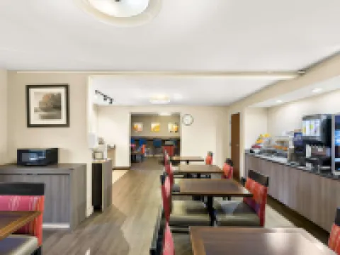 Comfort Inn Hotels in Hartford