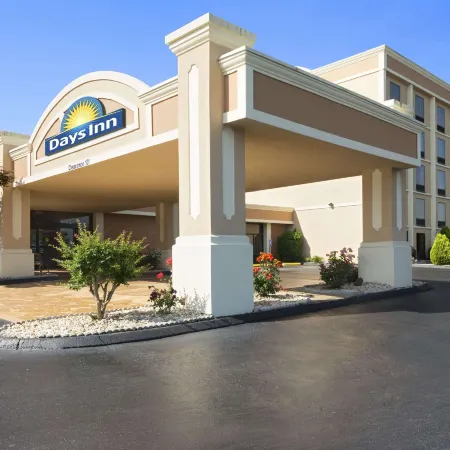 Days Inn by Wyndham Rome Downtown