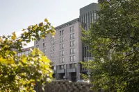 Scandic Nürnberg Central Отели рядом с достопримечательностью «Hans Sachs Platz and Hans Sachs Denkmal»