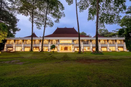 The Omala Resort Tretes Отели в г. Приген