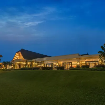 Taal Vista Hotel Отели рядом с достопримечательностью «Скай Ранч»