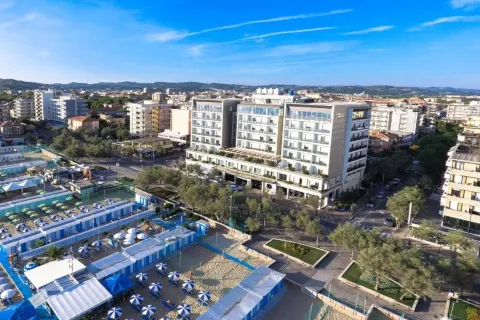 Hotel Cruiser Pesaro