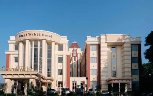 Grand Wahid Hotel Salatiga Sidorejo 호텔