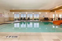 Comfort Inn & Suites Logan Near University - Pools