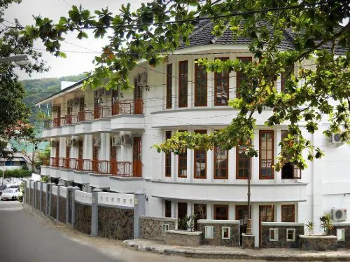 Parai City Garden Hotel - Sawahlunto Hotels in Rantih
