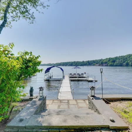 Waterfront White Lake Vacation Rental!