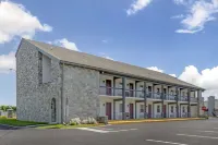 Best Western Plus Revere Inn  Suites Hotels in Intercourse