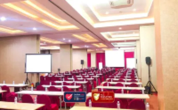 Hotel Gunawangsa Merr