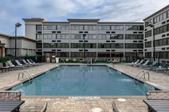 DoubleTree by Hilton Greensboro Airport Các khách sạn ở Greensboro