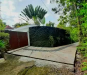 Yogyakarta Tropicana Villa