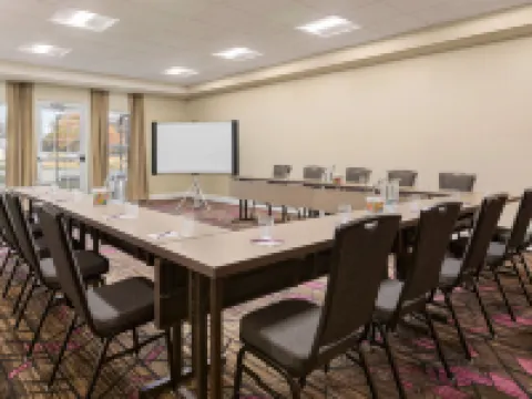 Residence Inn Deptford グロスターのホテル