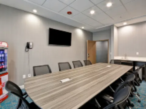 ホーム 2 スイーツ バイ ヒルトン ジャクソン ミシガン ブラックマンのホテル