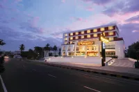 Tribute Royale Hotels in Thrippunithura