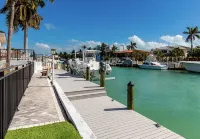 Family & Pet-Friendly Duck Key Home – Heated Pool, 90’ Dock, Ocean Access