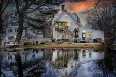 Theater~Game Room~Acadia National Park~Historic Island~ Hot Tub~Dogs are welcome Hotels near حديقة أكاديا الوطنية