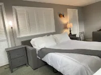 Ocean Breeze / 8-Minute Walk to Beach