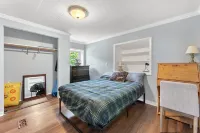 Charming 3-bedroom nestled in the country with WiFi and wooded acres in Louisa