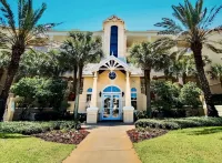 Gorgeous 2 Bedroom Beachfront condo. Direct Gulf  views, top floor & pools!