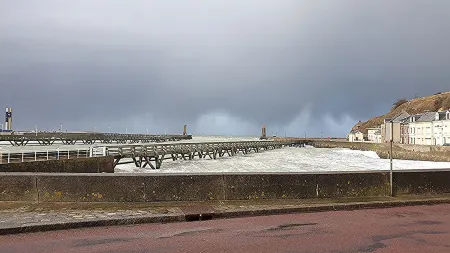 Elegant Studio, facing marina and harbour Отели в г. Фекан