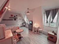 Location Saisonnière, Meublée, Appartement Type Studio à Sèvres 塞夫爾住宿飯店