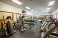 Resort Mountain Home with  Private Hot tub Walk to Pools, Pond WIFI Hotels in Campton