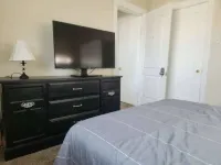 2 Rooms House Close to Downtown with quick freeway