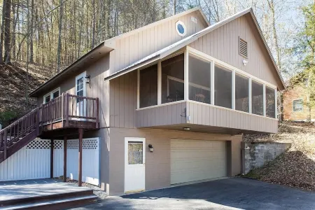 Charming Adirondack Lake Home- Private Beach