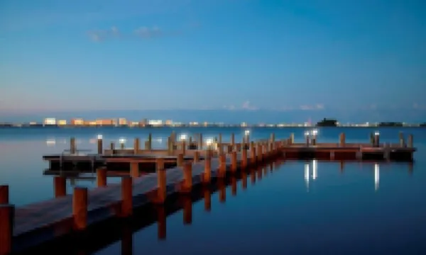Live the Bayside!  Golf, Pools, and the Beach!