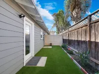 "SHORE BREAK" HOUSE... Where Turf Meets Surf! - Bungalows