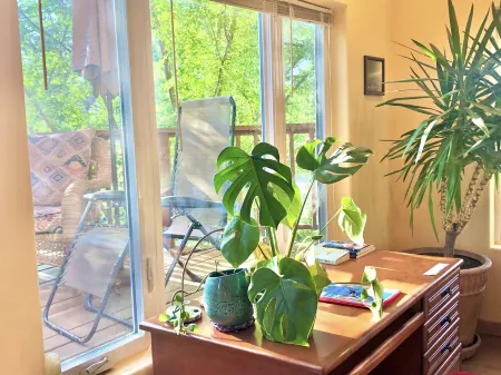 Heaven on Earth Retreat's Sun Studio in Prescott's Gorgeous Granite Dells Отели в г. Явапаи