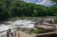 Stay In Ohiopyle near The Falls & GAP trail.